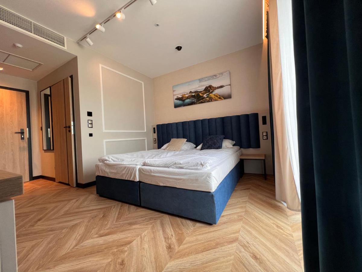 Resto Inn - Smart Apartamenty Blisko Energylandii Polwies Ngoại thất bức ảnh